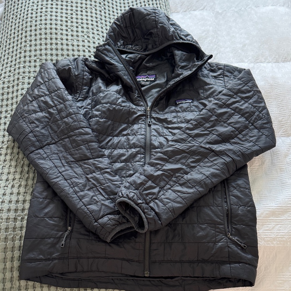 Men’s Nano Puff Hooded Patagonia Black Jacket